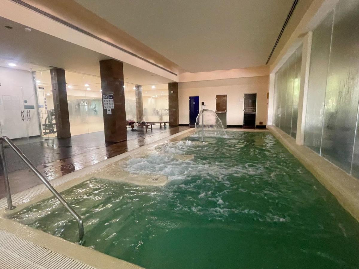 Luxurious 2 Bedroom Apartment With Spa Facilities Benahavís Exterior foto